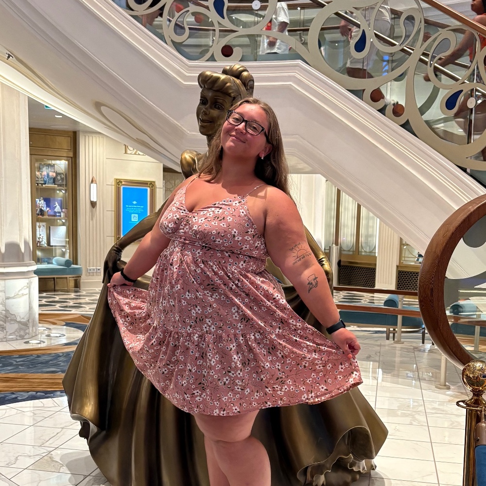 Meet your Posher, Danielle